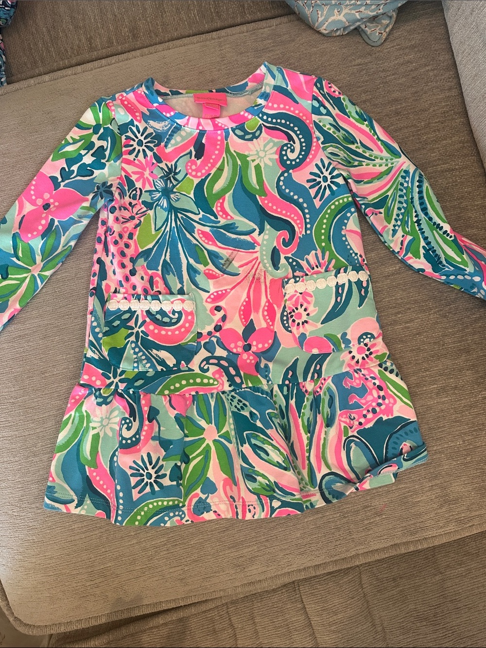 Lilly Pulitzer Girls' Multicolor Pink Blue Green Floral  Dress with pockets xs